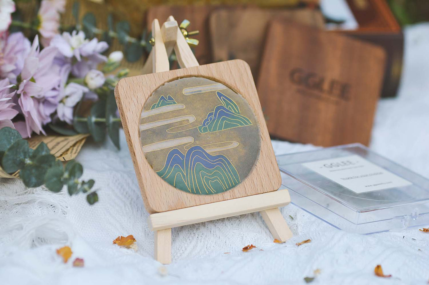 GGLEE Handmade Original Wooden Cup mat with Mountain Views Design for Household (Square) 1 pcs